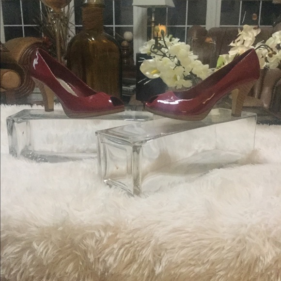 Shoes - Picture 2 of 2